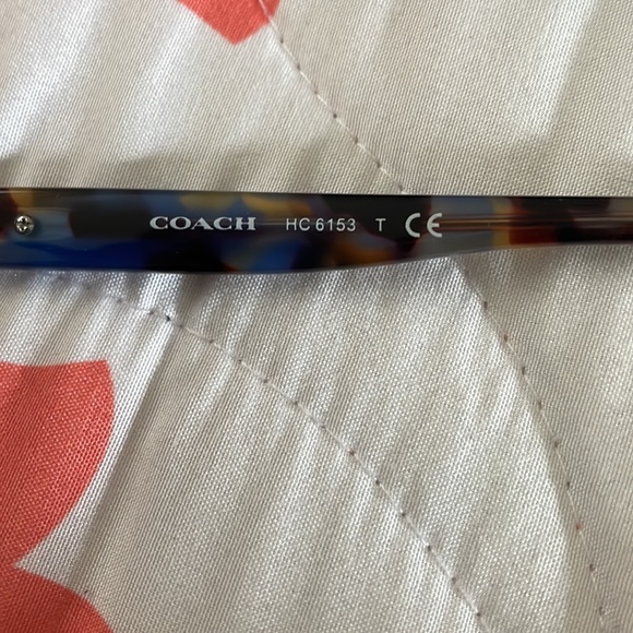 Coach prescription glasses - Picture 3 of 4